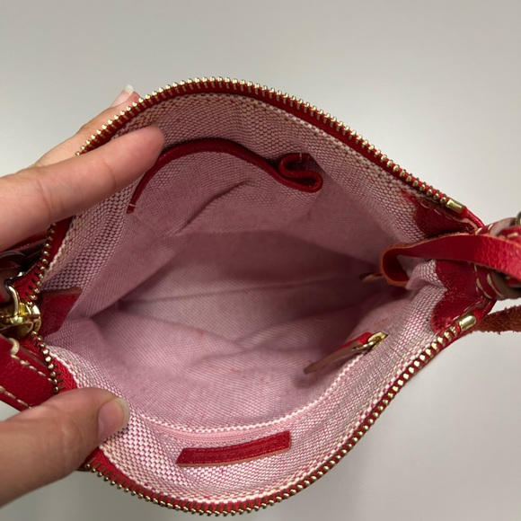 Dooney & Bourke Red Pebble Leather Letter Carrier Bag - Picture 10 of 16